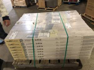 40 Boxes of TrafficMaster Lakeshore Pecan Stone 7 mm T x 7.6 in. W Laminate Wood Flooring (24.2 sqftcase)   Customer Returns See Pictures
