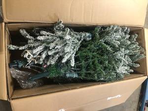 Home Accents Holiday 7.5 ft. Starry Light Fraser Fir Flocked LED Pre Lit Artificial Christmas Tree with 1500 Color Changing Lights  Customer Returns See Pictures