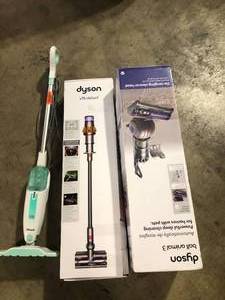 Lot of Assorted Vacuums Various Models and Conditions Customer Returns See Pictures