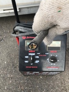 lot 33 image: Schumacher Starter - Charger and Battery Tester for 6 & 12 Volt Batteries