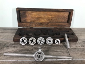 lot 46 image: Tap & Die Set with Vintage Wooden Box