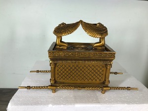 lot 118 image: Winged Dual Goddess Box with Box