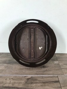 lot 123 image: Harrison Heater vent Pontiac Deluxe - Cover only