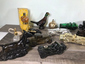 lot 149 image: Lot of Avon Collectibles