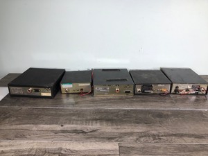 lot 320 image: Lot of 5 Vintage CB Radios