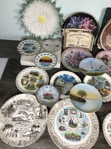 lot 330 image: Lot of Collectible Plates
