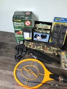 lot 333 image: Lot of Hunting, Fishing & Camping Supplies