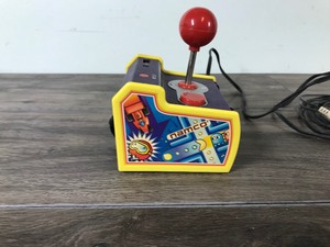 lot 356 image: Jakks Pacific Namco Classics 5-in-1 Plug N Play TV Games Joystick Jakks