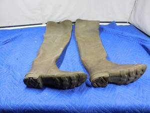 lot 175 image: Waders