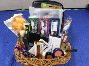 lot 181 image: Basket of new make-up, hair accessories and more