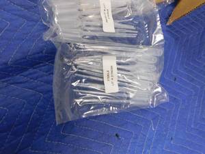 lot 196 image: Box of new sterile eye droppers