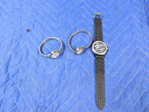 lot 230 image: 3 Watches