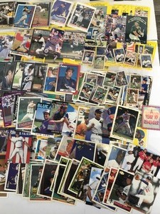lot 378 image: Lot of 500 Plus Baseball Cards