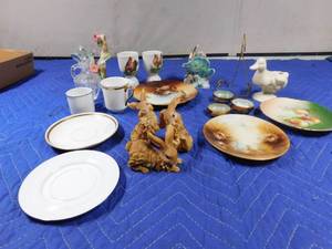 lot 250 image: Nic naks, egg cups, crewet, plates and more