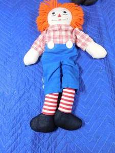lot 262 image: Raggedy Ann and Andy dolls
