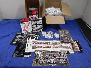 lot 289 image: 2 boxes of stickers for autos and other