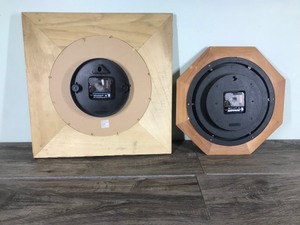 lot 418 image: 2 - Wood Framed Wall Hanging Clocks