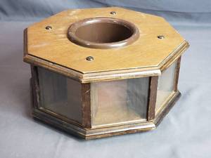 Molenaar Rotating Display Piece