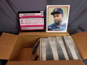 Box of Kirby Puckett Topps 650 Folders