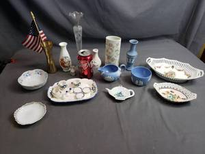 Decor Vases, Plates and More