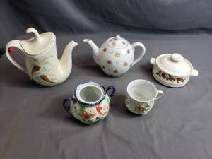 Redwing and Other Decorative Items