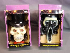 Skull Wall Plaque, Screamer Wall Plaque - Unopened