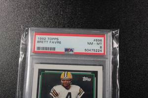 lot 22 image: 1992 Topps Brett Favre #696 PSA 8