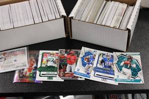 lot 106 image: Mixed Sports Stars - Rookies - Inserts - Parallels Fun Lot  Approx 1000 Cards