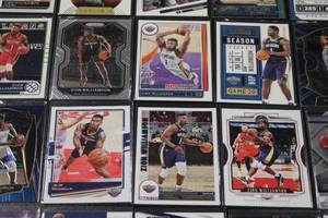 lot 165 image: Zion Williamson Basketball Card Lot  20 Cards