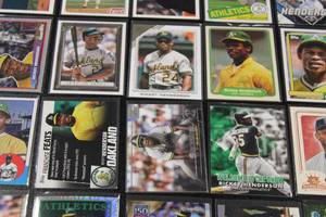 lot 172 image: Rickey Henderson Baseball Card Lot  20 Cards