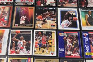 lot 176 image: Michael Jordan Basketball Card Lot  20 Cards