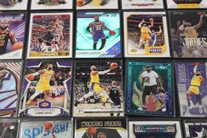 lot 189 image: LeBron James Basketball Card Lot  20 Cards