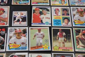 lot 199 image: Johnny Bench Baseball Card Lot  20 Cards