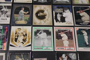 lot 204 image: Joe DiMaggio Baseball Card Lot  19 Cards
