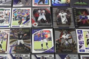 lot 211 image: Lamar Jackson Football Card Lot  20 Cards