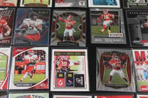 lot 212 image: Patrick Mahomes Football Card Lot  20 Cards