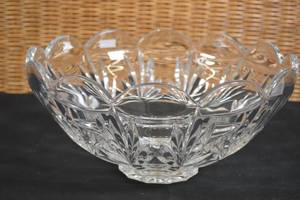 lot 10 image: Marquis By Waterford Finley 13 Scalloped Edge Bowl MSRP $49.99
