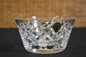 lot 11 image: Waterford Adare Pattern Open Sugar Bowl 1.75 x 3 MSRP $39.99