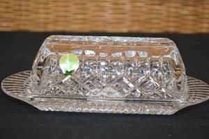 lot 24 image: Waterford Crystal Araglin 8 Upright & WedgeCut Covered Butter Tray MSRP $59.99