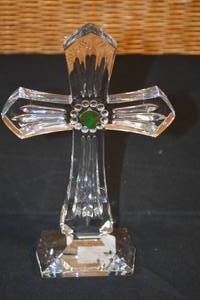 lot 51 image: Waterford Crystal 10 Wedge Cut Standing Cross $240.00