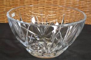 lot 59 image: Waterford Crystal Brookside 10 Bowl MSRP $99.00