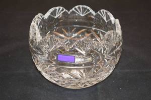 lot 80 image: Marquis by Waterford Regal Scalloped Bowl