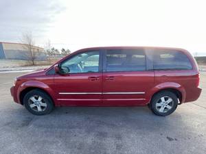 2008 Dodge Grand Caravan SXT - 2 OWNERS
