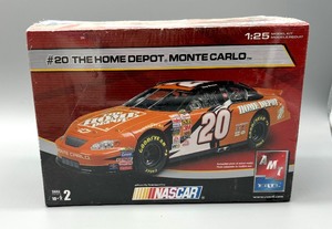 lot 57 image: Three New Model Car Kits