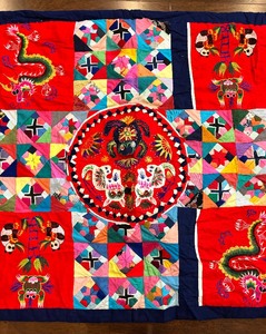 lot 71 image: Bright and Beautiful Double Sided Ethnic Tapestry