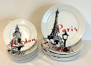 lot 82 image: Pretty Plate and Bowl Grouping by Pacific Island Creations