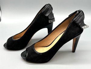 lot 88 image: Beautiful Black Heeled Valencia Shoes by Antonio Melani