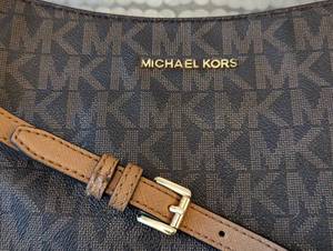 lot 116 image: Michael Kors Crossbody Purse