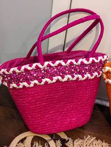 lot 124 image: Colorful Variety of Woven Handbags and Totes