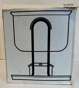 lot 103 image: Fondue Pot with Accessories